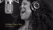 “Christmas Time Is Here” – Soulful Femme