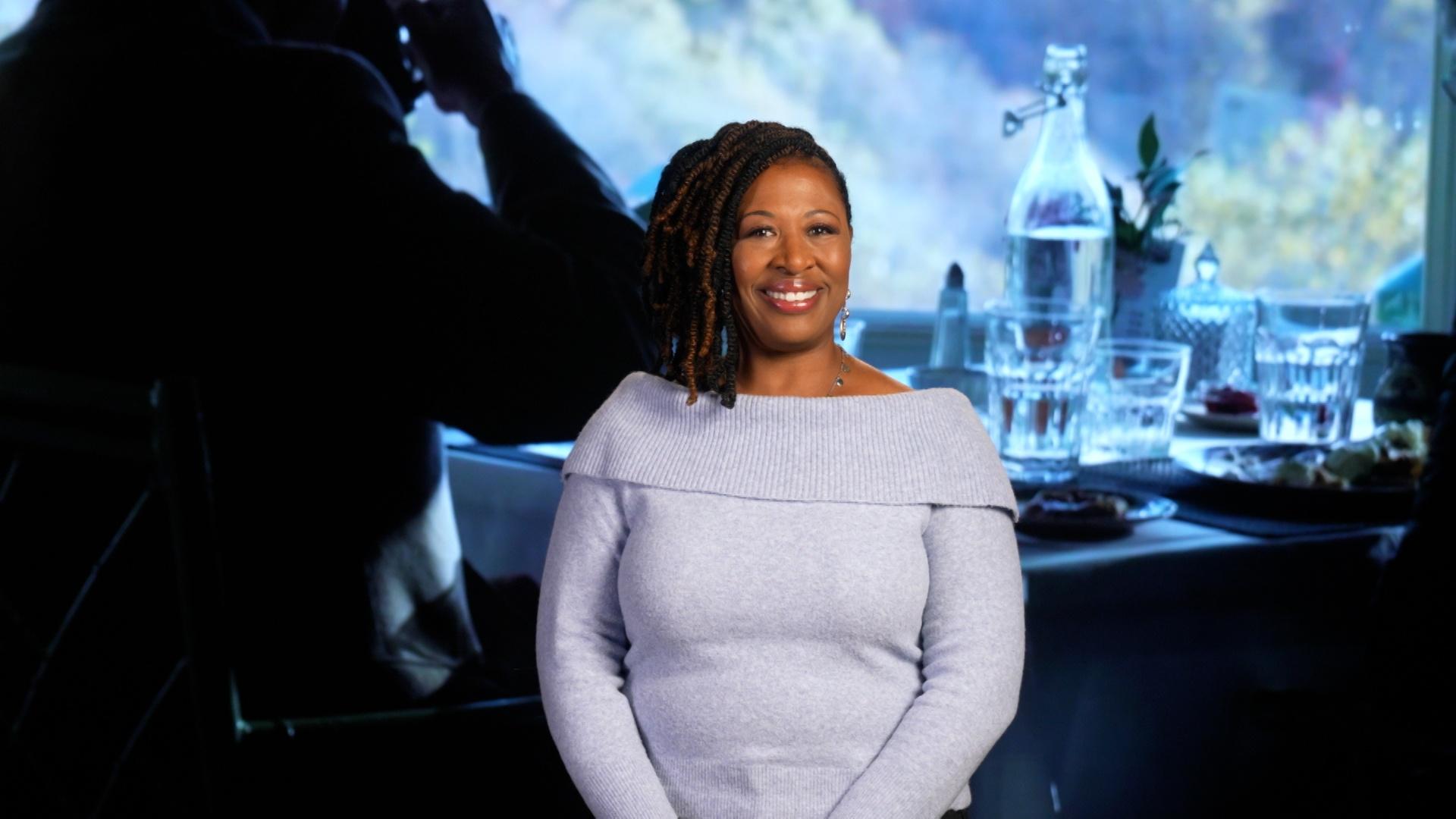 Host of NC Weekend Deborah Holt Noel.