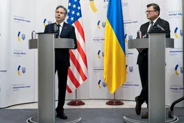 U.S. leaders disagree on sanctioning Russia over Ukraine