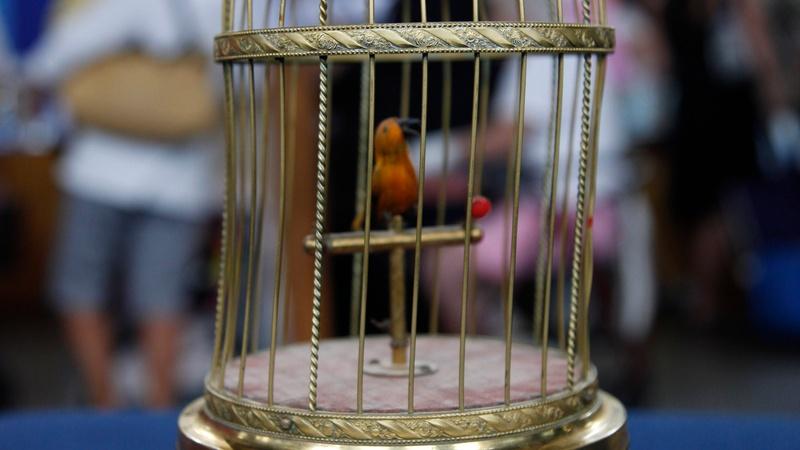 Appraisal: Early 20th-Century Singing Bird Cage Automaton