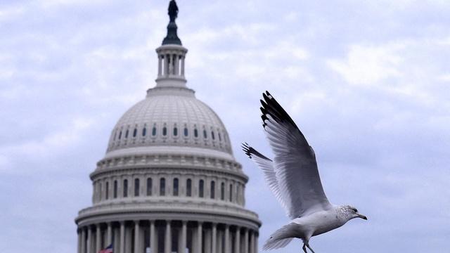 News Wrap: Senate advances GOP plan to fund government