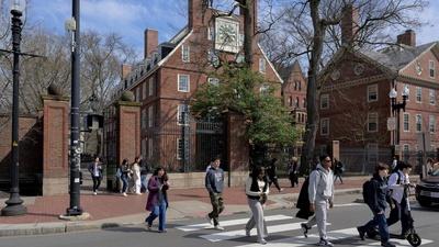 How Trump's fight with Harvard is playing politically
