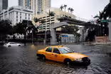 News Wrap: US Gulf Coast braces for year's first storm