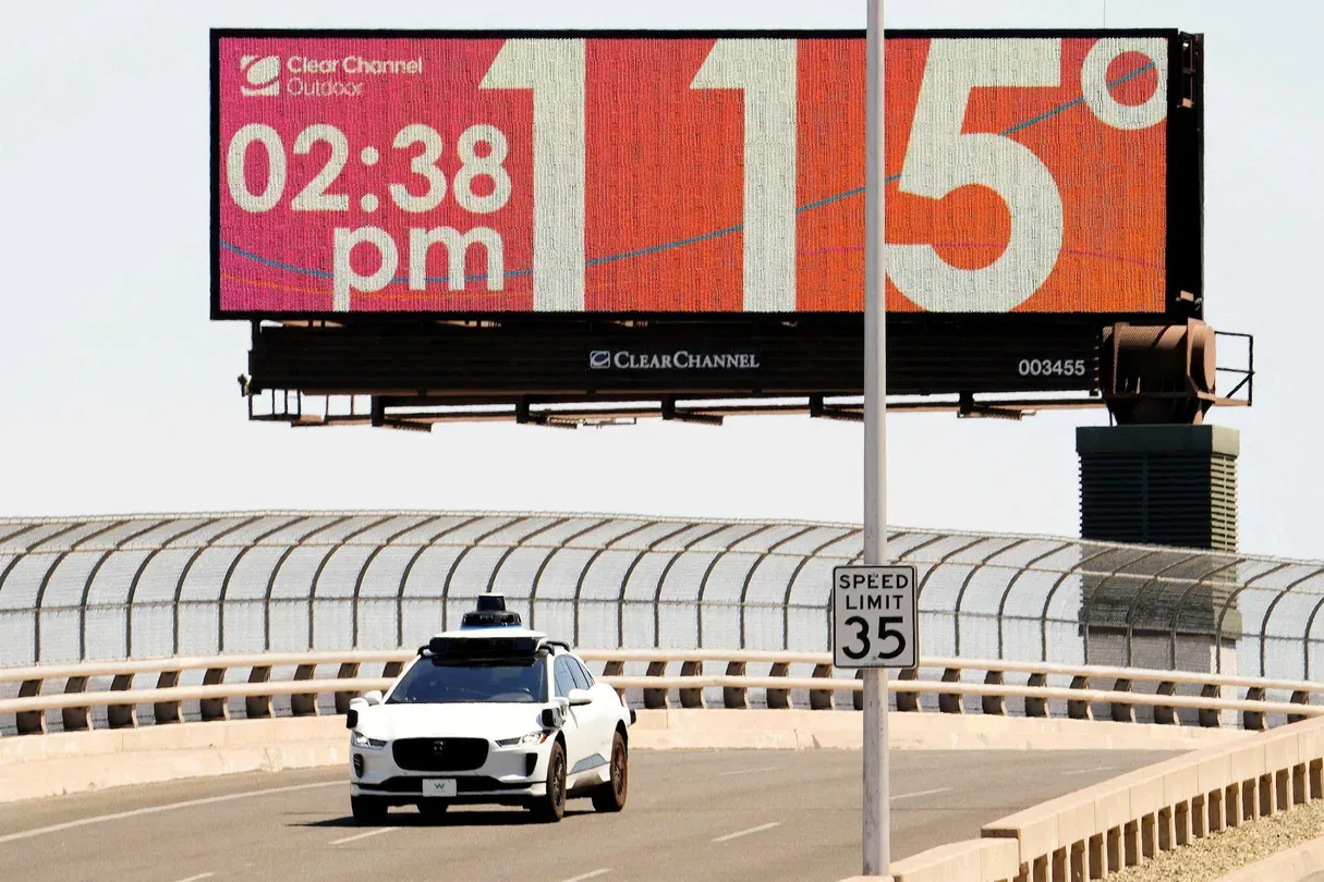 News Wrap: Phoenix hits 110 degrees for 19 straight days
