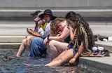 News Wrap: 160 million enduring brutal U.S. heatwave