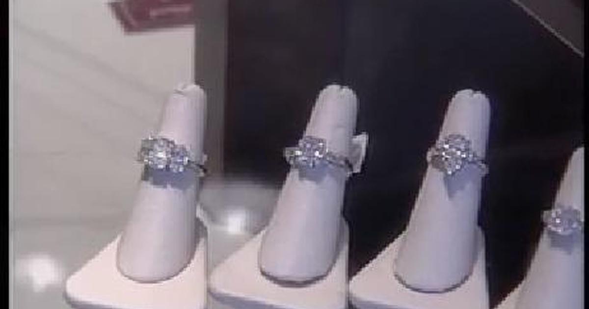 NewsNight Minnesota Return Engagement ring? Season 2001 Episode