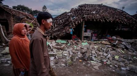 Video thumbnail: PBS NewsHour News Wrap: Indonesia earthquake kills at least 162 people