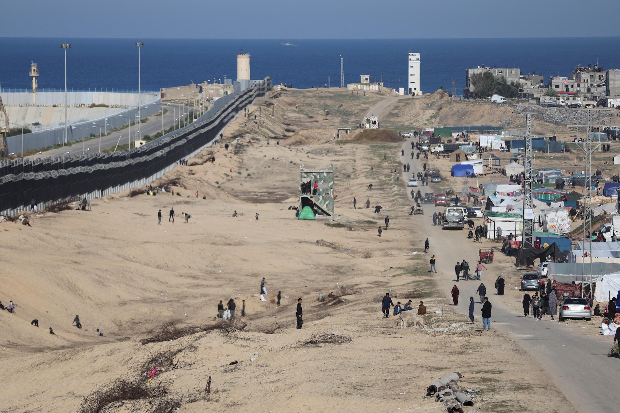 PBS NewsHour Israeli Strike Kills Hezbollah Commander In Lebanon   XN2lUOh Asset Mezzanine 16x9 PlHxXyx 