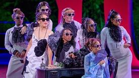 Cesario tries to woo Olivia: asset-mezzanine-16x9