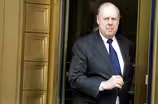 News Wrap: Trump lawyer John Dowd resigns