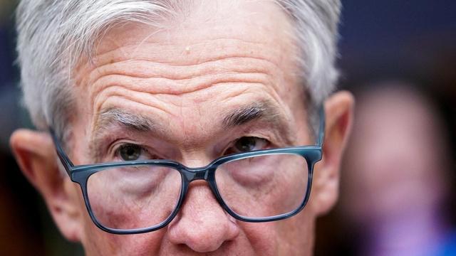 News Wrap: Trump and Fed Chair Powell meet at White House