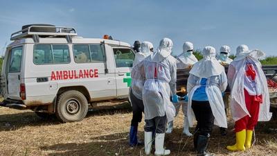 Health workers in Africa struggle to slow Ebola outbreak