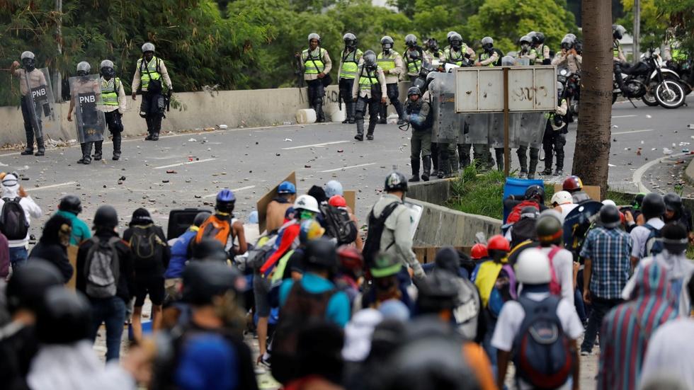 Dire conditions drive anti-government protest in Venezuela image