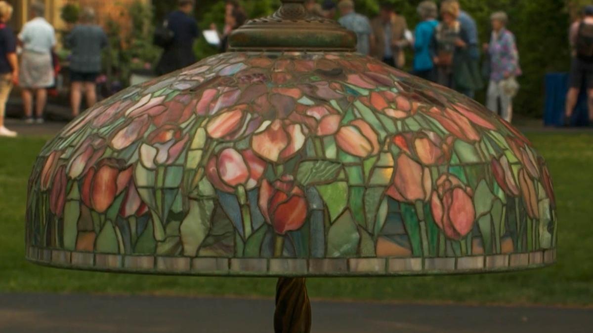 Appraisal: Tiffany Studios Tulip Lamp, ca. 1915 | Antiques Roadshow ...