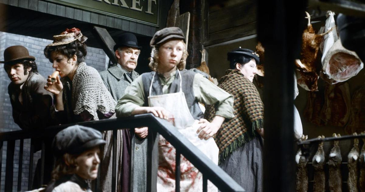 The Rivals of Sherlock Holmes | The Mystery of the Amber Beads | Season 2 | Episode 12