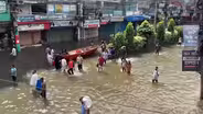 Climate refugees forced to adapt as rising sea swallows land
