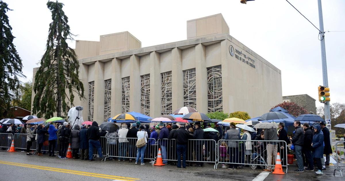 PBS NewsHour News Wrap Pittsburgh synagogue shooter convicted