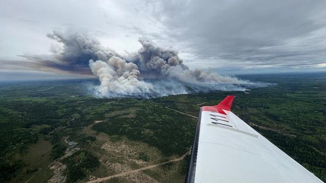 Canadian wildfires trigger air quality warnings in the U.S.