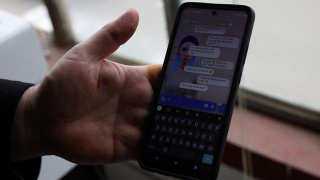 The complications and risks of AI chatbot relationships
