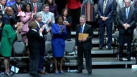 Video thumbnail: Chicago Tonight New Class of Illinois Lawmakers to Face Enduring Challenges