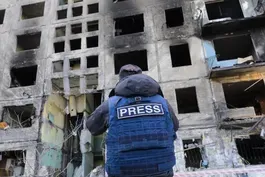 Russian journalist reflects on living and reporting in exile