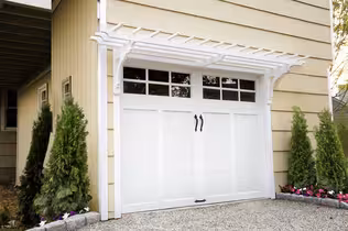How to Build a Garage Pergola