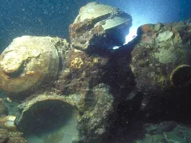 X-Ray “Gun” Identifies A Shipwreck’s 800-Year-Old Knockoff Ceramics