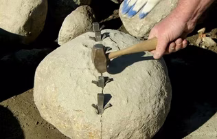 How to Cut Stone for Natural Stone Walls